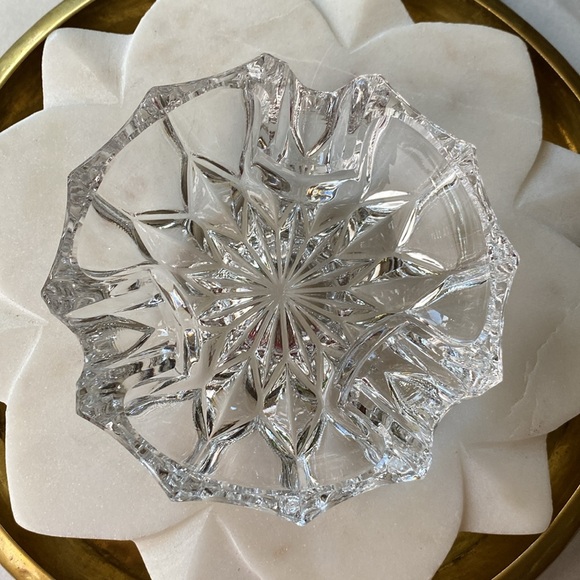Vintage Crystal European Cut Glass Ashtray MCM - Picture 9 of 9